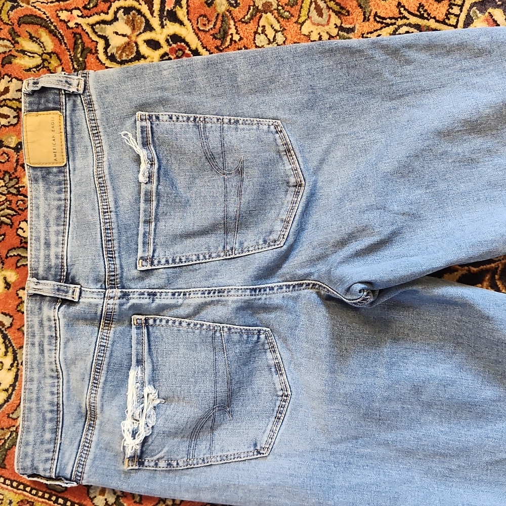 American Eagle Distressed Flare Jeans 8 Long - Picture 10 of 11